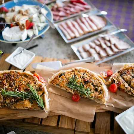 Otel Sofitel Grand 5*