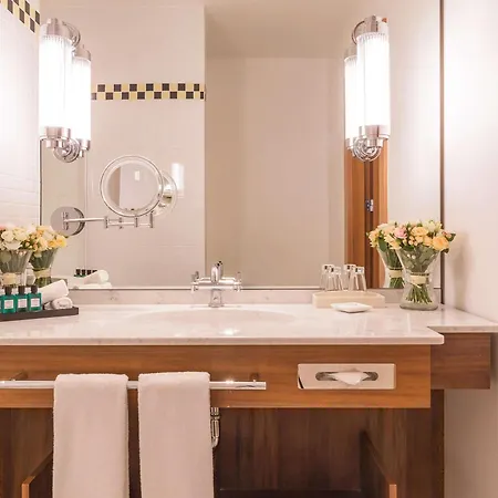 Ξενοδοχείο Sofitel Grand 5*