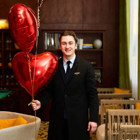 Sofitel Grand Hotel