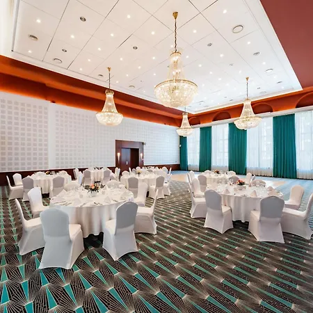 Ξενοδοχείο Sofitel Grand 5*