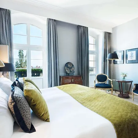 Ξενοδοχείο Sofitel Grand 5*
