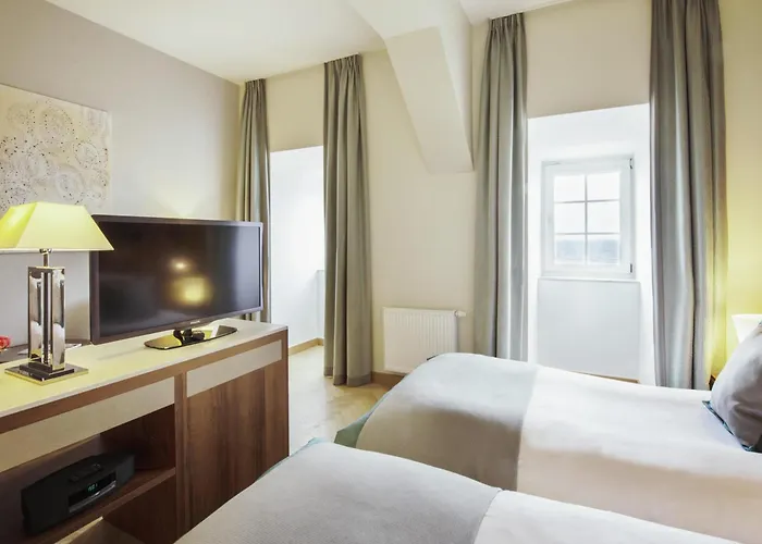 索波特索菲特大酒店